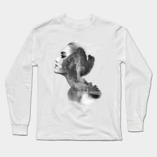 Double exposure - beautiful girl model + sea Long Sleeve T-Shirt